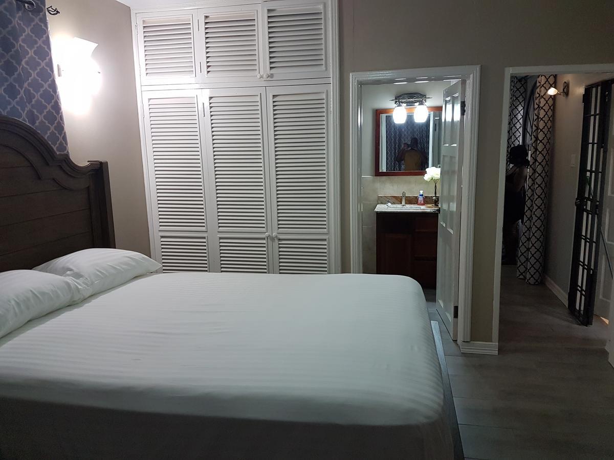 Apartamento Skycastle Oasis Ocho Ríos Exterior foto